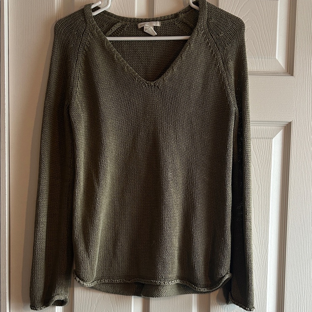 H&M Olive Green V-Neck Sweater
